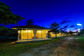 Starlight Beach Resort Chumphon