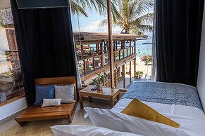 Pesona Beach Resort & Spa