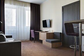 Twin Apart Hotel