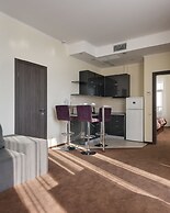Twin Apart Hotel