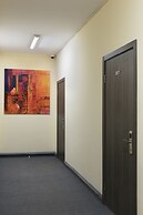 Twin Apart Hotel