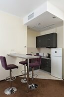 Twin Apart Hotel