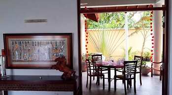Imagine Villa Hotel