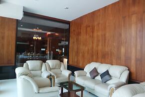 Laemtong Service Apartment