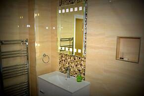 Heathrow Traveller B&B