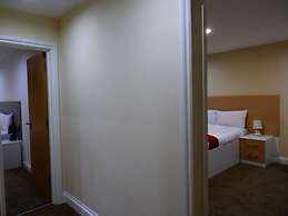 Heathrow Traveller B&B