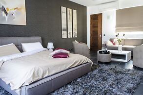 Paramount Bay Penthouse