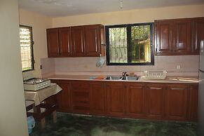 Gipsy Ranch Rooms - Hostel