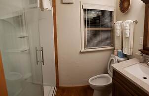 Stone Lizard Lodging