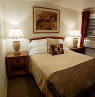 Stone Lizard Lodging