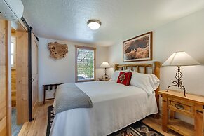 Stone Lizard Lodging