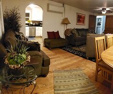 Stone Lizard Lodging