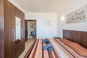 Seashells Self Catering Apartment by Getaways Malta
