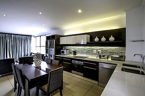 The Nicol Hotel and Apartments