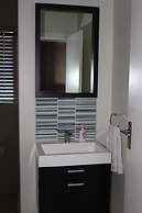 The Nicol Hotel and Apartments