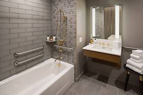 The Hi-Lo, Autograph Collection