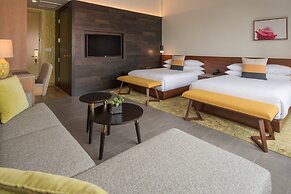 The Hi-Lo, Autograph Collection