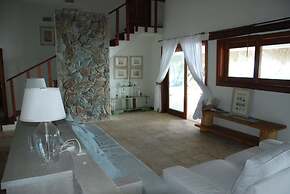 Casa del Mar Lodge