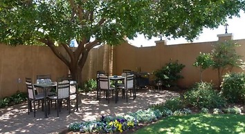 Rise and Shine Lodge