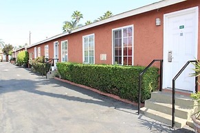 Oceanside Inn and Suites