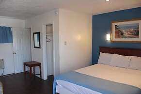 Oceanside Inn and Suites