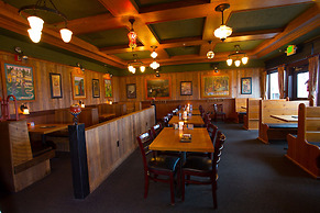 McMenamins Gearhart Hotel