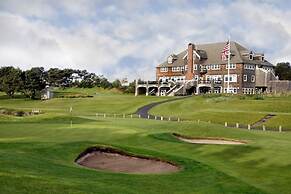 McMenamins Gearhart Hotel