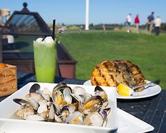 McMenamins Gearhart Hotel