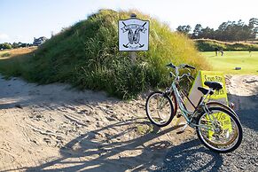 McMenamins Gearhart Hotel