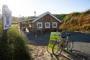 McMenamins Gearhart Hotel