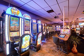 Longhorn Casino & Hotel