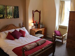 The Avenue Restaurant at The Victoria Inn