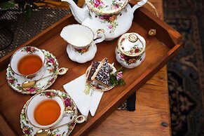 Tairoa Lodge & Cottage