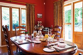 Tairoa Lodge & Cottage