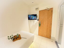 Apple 1 Hotel Queensbay