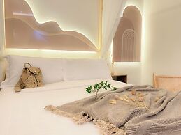 Apple 1 Hotel Queensbay