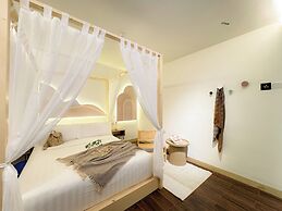 Apple 1 Hotel Queensbay