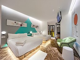 Apple 1 Hotel Queensbay