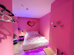 Apple 1 Hotel Queensbay