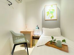 Apple 1 Hotel Queensbay