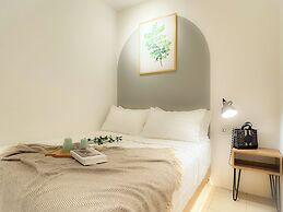 Apple 1 Hotel Queensbay