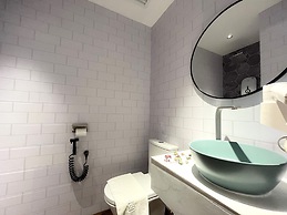 Apple 1 Hotel Queensbay