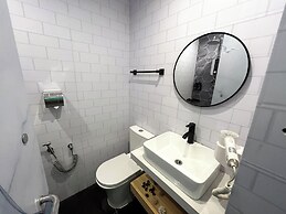 Apple 1 Hotel Queensbay