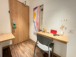 Apple 1 Hotel Queensbay