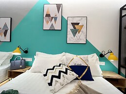 Apple 1 Hotel Queensbay