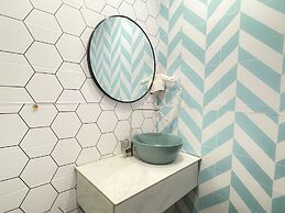 Apple 1 Hotel Queensbay