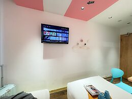 Apple 1 Hotel Queensbay