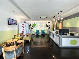 Apple 1 Hotel Queensbay