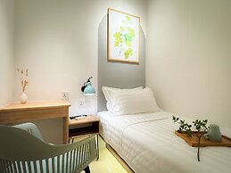 Apple 1 Hotel Queensbay