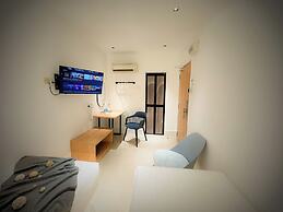 Apple 1 Hotel Queensbay